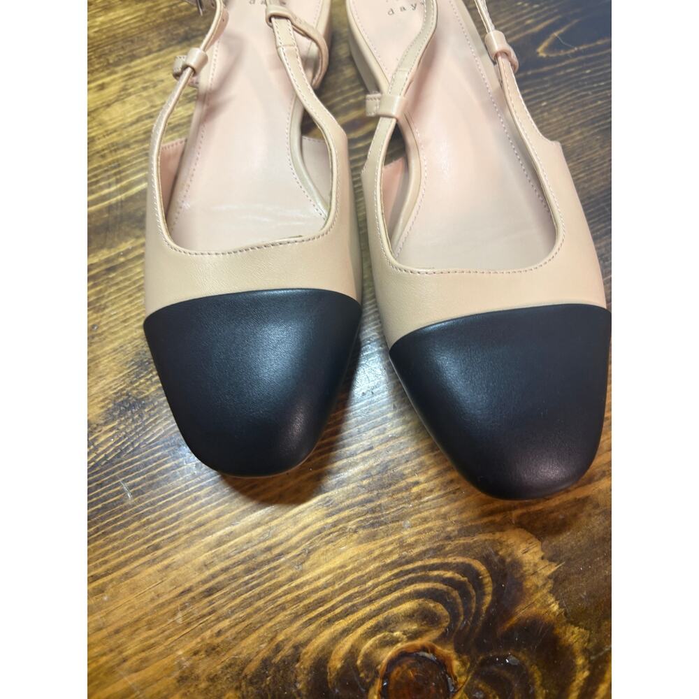 A New Day Tan And Black Sling Back Flats Size 9 - Picture 4 of 8